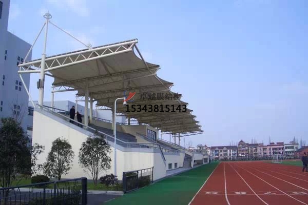 山陽體育公園膜結(jié)構(gòu)【看臺(tái)雨棚】門球場(chǎng)案例